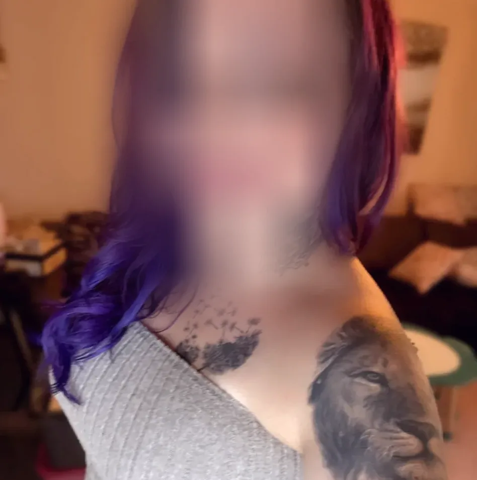 Camilla, 30