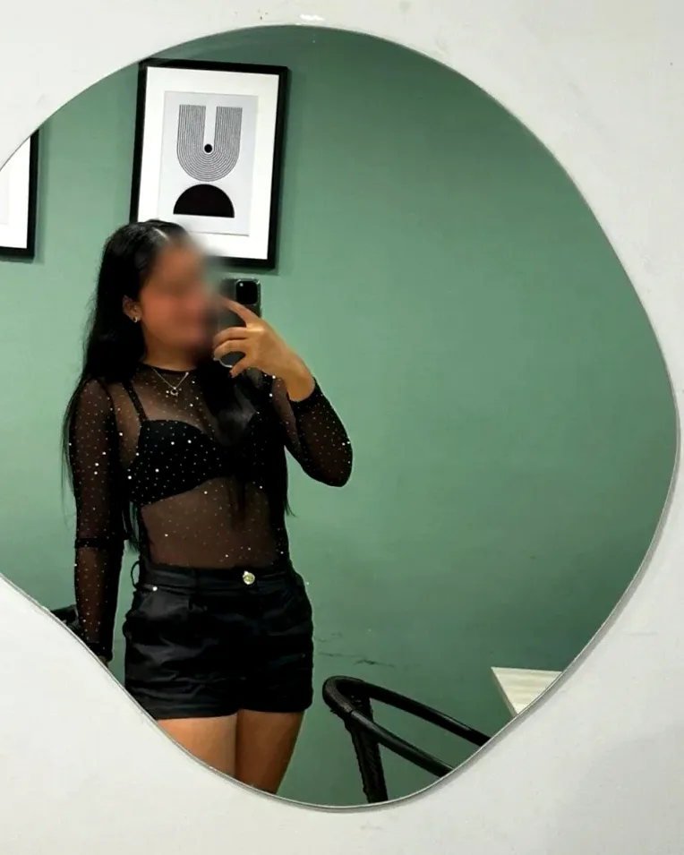 Frederikke, 24