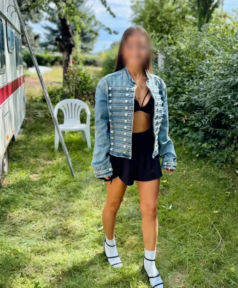 Mathilde, 26