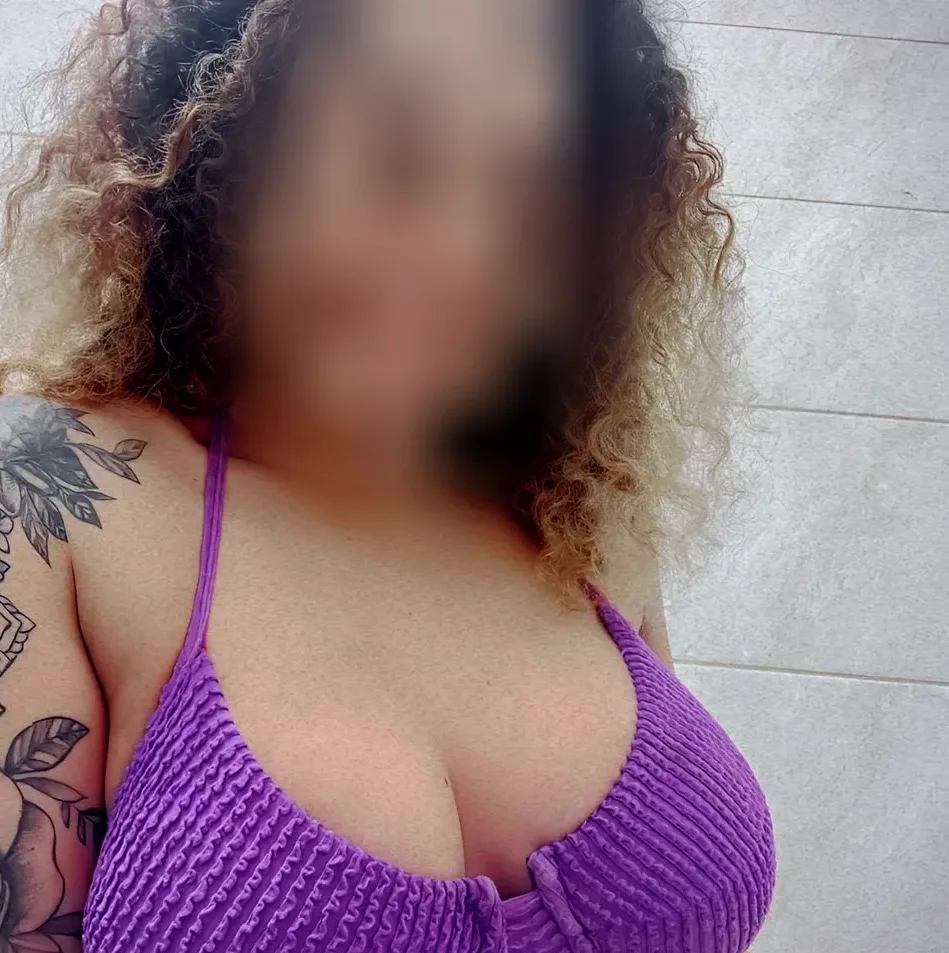 Signe, 32
