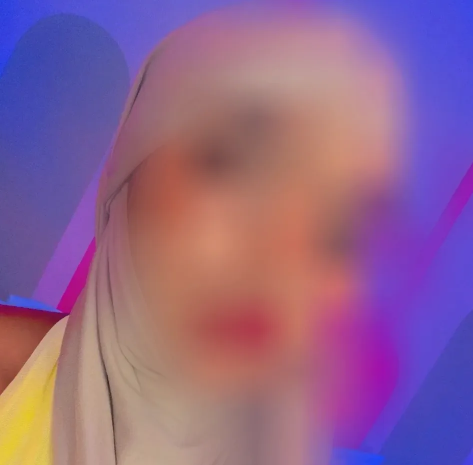 Tilde, 24
