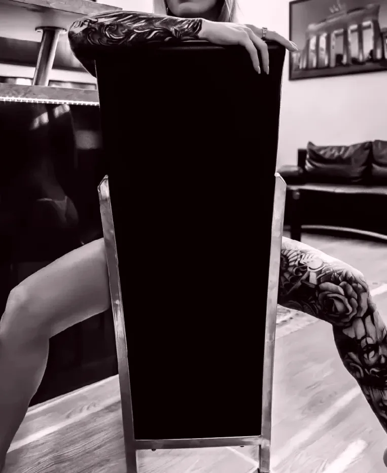 Vega, 25